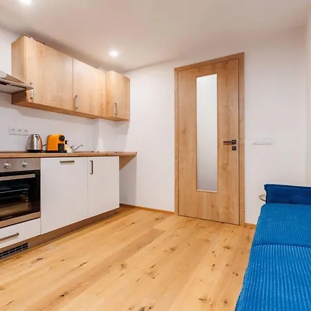 2 With Terrace And Free Parking Near Metro شقة *