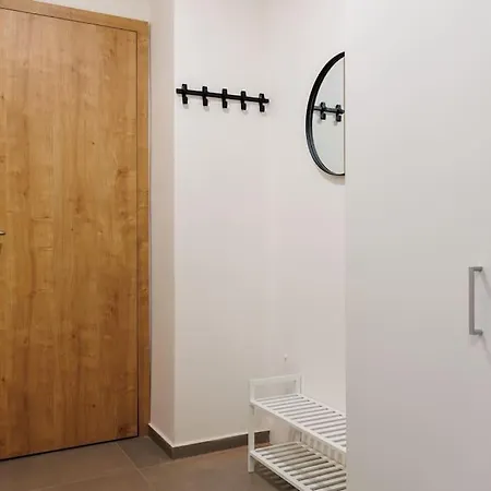 2 With Terrace And Free Parking Near Metro 아파트
