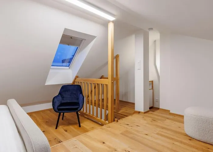 2 With Terrace And Free Parking Near Metro Lägenhet
