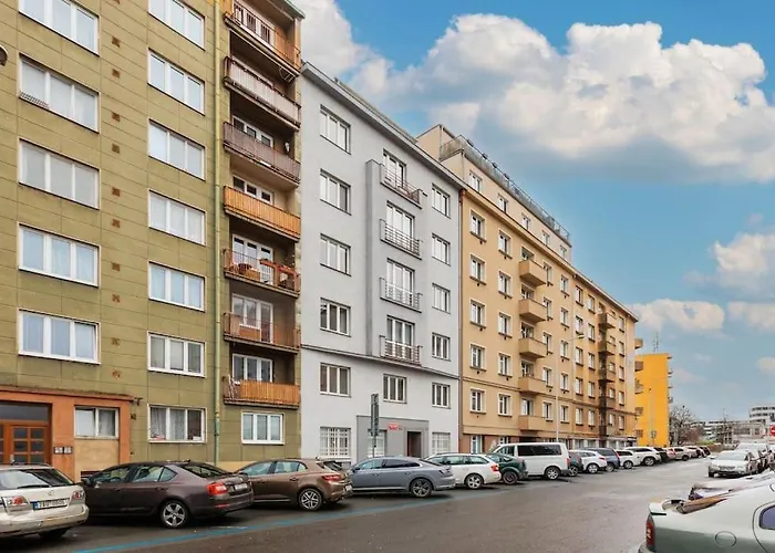 Lägenhet 2 With Terrace And Free Parking Near Metro *